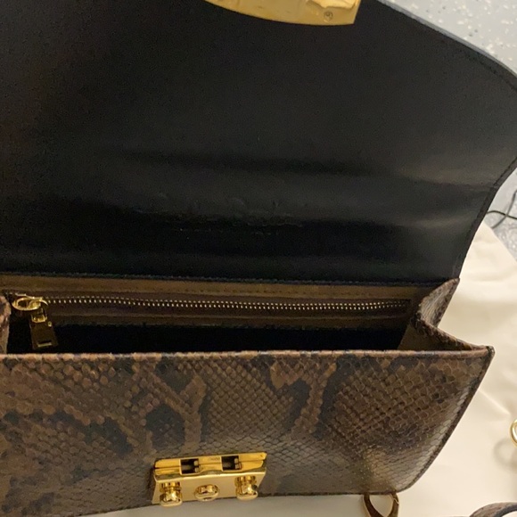 Paolo Bentini Python Print Crossbody Handbag - Picture 6 of 8